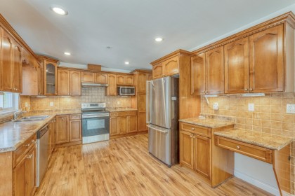 Photo 10 at 12243 232 Street, East Central, Maple Ridge
