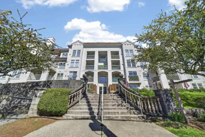 Photo 1 at 312 - 1655 Grant Avenue, Glenwood PQ, Port Coquitlam