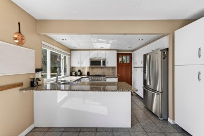 Photo 12 at 23419 Tamarack Lane, Albion, Maple Ridge