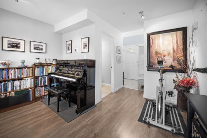 Photo 5 at 1145 O\'flaherty Gate, Citadel PQ, Port Coquitlam