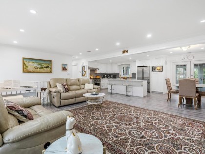 Photo 4 at 2515 Battistoni Place, Woodland Acres PQ, Port Coquitlam