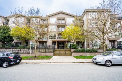 Photo 2 at 414 - 2343 Atkins Avenue, Central Pt Coquitlam, Port Coquitlam