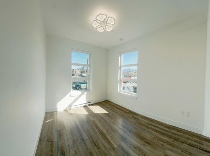 Photo 15 at 303 - 22577 Royal Crescent, East Central, Maple Ridge