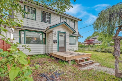 Photo 2 at 2015 Fraser Avenue, Glenwood PQ, Port Coquitlam