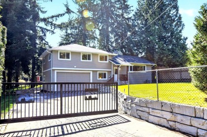 Photo 3 at 27656 110 Avenue, Whonnock, Maple Ridge