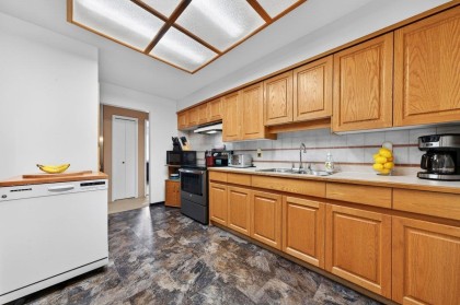 Photo 4 at 3833 Killarney Street, Lincoln Park PQ, Port Coquitlam