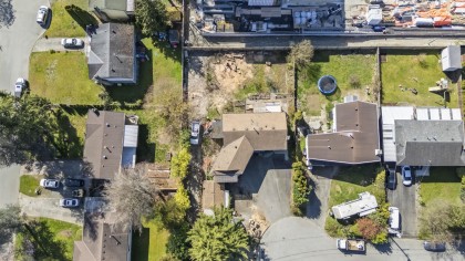Photo 39 at 21796 Howison Avenue, West Central, Maple Ridge