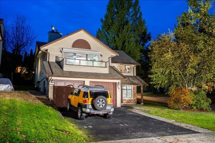 Photo 28 at 949 Lynwood Avenue, Oxford Heights, Port Coquitlam