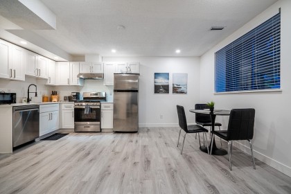 Photo 21 at 949 Lynwood Avenue, Oxford Heights, Port Coquitlam