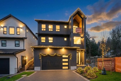 Photo 2 at 11008 250a Street, Thornhill MR, Maple Ridge