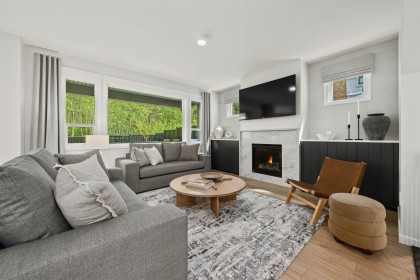 Photo 4 at 11008 250a Street, Thornhill MR, Maple Ridge
