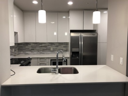 Photo 3 at 406 - 2465 Wilson Avenue, Central Pt Coquitlam, Port Coquitlam