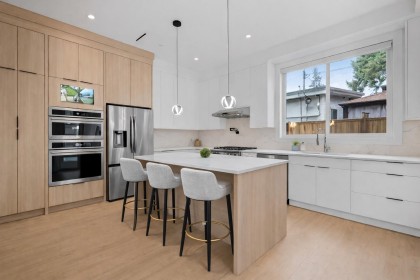 Photo 4 at 1433 Barberry Drive, Birchland Manor, Port Coquitlam