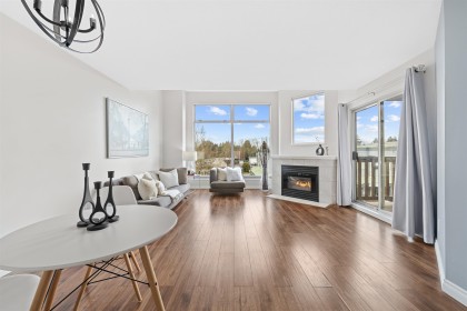 Photo 5 at 307 - 19131 Ford Road, Central Meadows, Pitt Meadows