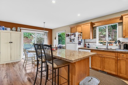 Photo 7 at 11561 238a Street, Cottonwood MR, Maple Ridge