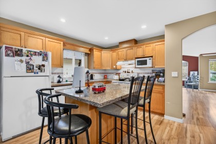 Photo 9 at 11561 238a Street, Cottonwood MR, Maple Ridge