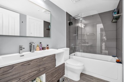 Photo 9 at 301 - 1655 Grant Avenue, Glenwood PQ, Port Coquitlam