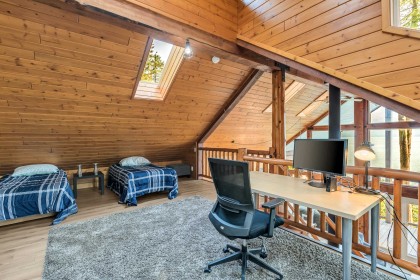 Photo 23 at 4 Christian Cove, North Meadows PI, Pitt Meadows