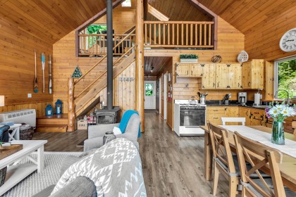 Photo 16 at 4 Christian Cove, North Meadows PI, Pitt Meadows