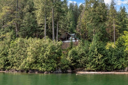 Photo 8 at 4 Christian Cove, North Meadows PI, Pitt Meadows