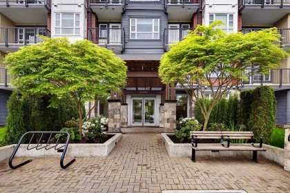 Photo 1 at 101 - 22562 121 Avenue, East Central, Maple Ridge