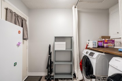 Photo 16 at 1668 Connaught Drive, Lower Mary Hill, Port Coquitlam