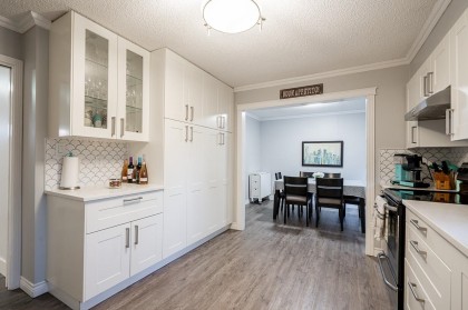 Photo 12 at 1668 Connaught Drive, Lower Mary Hill, Port Coquitlam