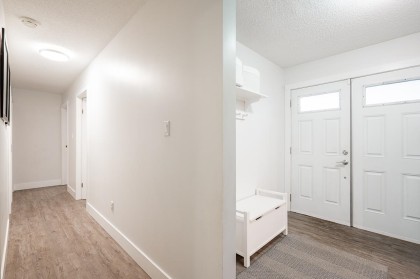 Photo 5 at 1668 Connaught Drive, Lower Mary Hill, Port Coquitlam