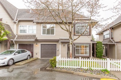 Photo 2 at 104 - 12099 237 Street, East Central, Maple Ridge