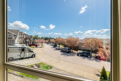 Photo 2 at 23611 Bryant Drive, Silver Valley, Maple Ridge