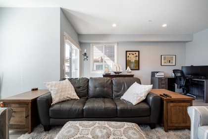Photo 11 at 48 - 10480 248 Street, Thornhill MR, Maple Ridge