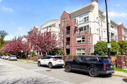 Photo 2 at 208 - 2335 Whyte Avenue, Central Pt Coquitlam, Port Coquitlam