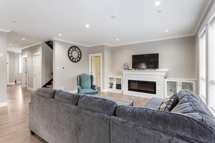 Photo 5 at 20417 Hartnell Avenue, Northwest Maple Ridge, Maple Ridge