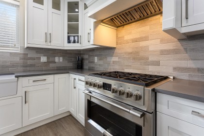 Photo 11 at 20417 Hartnell Avenue, Northwest Maple Ridge, Maple Ridge