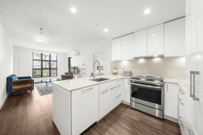 Photo 1 at 201 - 2446 Shaughnessy Street, Central Pt Coquitlam, Port Coquitlam
