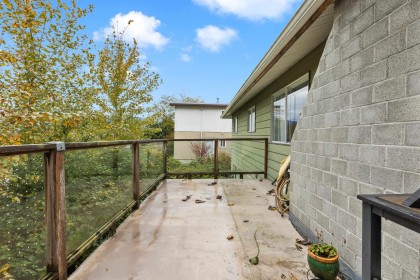 Photo 27 at 1507 Elinor Crescent, Mary Hill, Port Coquitlam