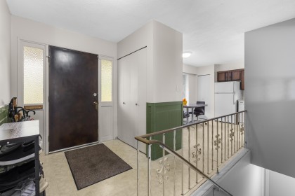 Photo 7 at 1507 Elinor Crescent, Mary Hill, Port Coquitlam