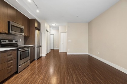 Photo 8 at 206 - 2473 Atkins Avenue, Central Pt Coquitlam, Port Coquitlam