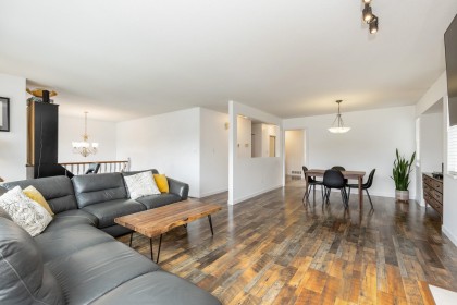 Photo 4 at 3843 Toronto Street, Oxford Heights, Port Coquitlam