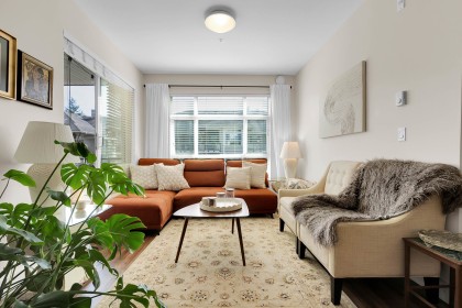 Photo 2 at 304 - 2495 Wilson Avenue, Central Pt Coquitlam, Port Coquitlam