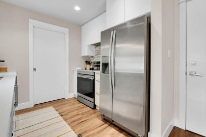 Photo 7 at 304 - 2495 Wilson Avenue, Central Pt Coquitlam, Port Coquitlam