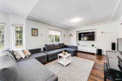 Photo 3 at 1236 Chelsea Avenue, Oxford Heights, Port Coquitlam