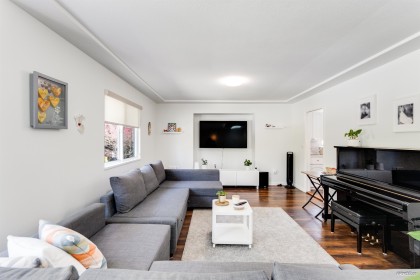 Photo 4 at 1236 Chelsea Avenue, Oxford Heights, Port Coquitlam