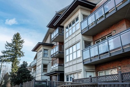 Photo 2 at 203 - 1988 Suffolk Avenue, Glenwood PQ, Port Coquitlam