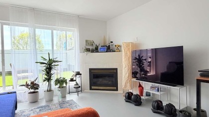 Photo 3 at 204 - 22347 Lougheed Highway, West Central, Maple Ridge