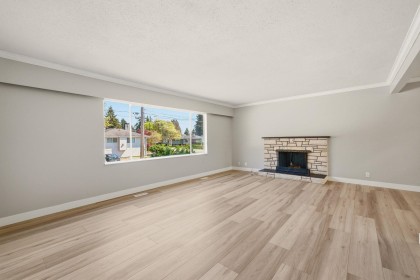 Photo 5 at 3561 York Street, Glenwood PQ, Port Coquitlam