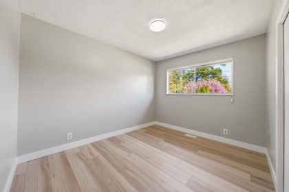 Photo 11 at 3561 York Street, Glenwood PQ, Port Coquitlam