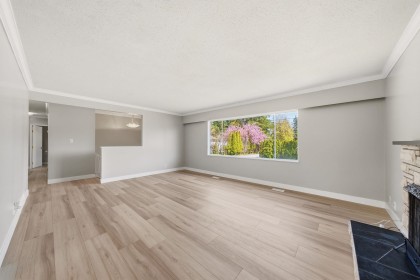 Photo 8 at 3561 York Street, Glenwood PQ, Port Coquitlam