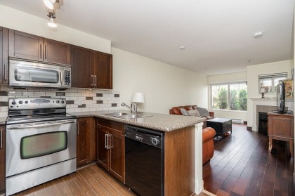 Photo 5 at 114 - 2468 Atkins Avenue, Central Pt Coquitlam, Port Coquitlam