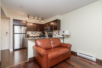Photo 8 at 114 - 2468 Atkins Avenue, Central Pt Coquitlam, Port Coquitlam